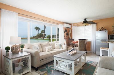 Tropic Terrace Resort #26 - Beach View Suite